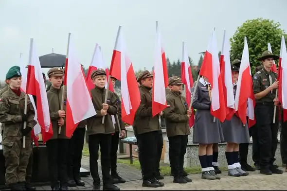 Orlęta z Sędziszowa Małopolskiego pożegnały Władysława Łabaja – bohatera AK
