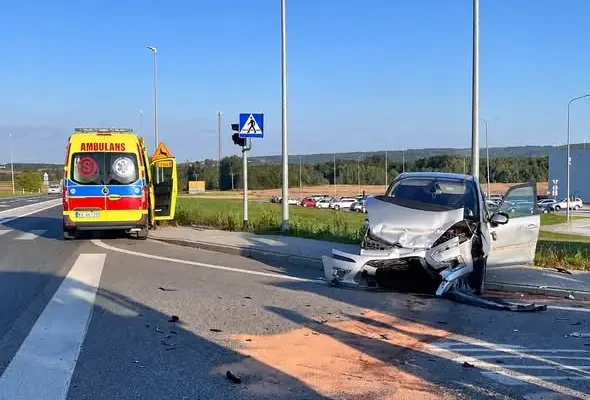 Wypadek na skrzyżowaniu Południowej i Rzeszowskiej w Sędziszowie Młp.