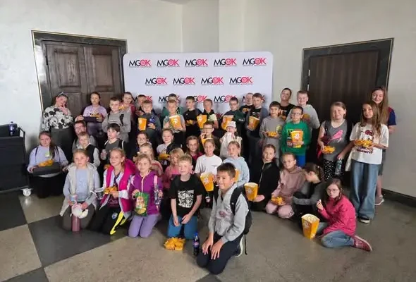 Dzień Chłopaka w klasach 4: filmowa wyprawa do Domu Kultury