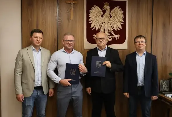 Wielopole Skrzyńskie inwestuje w sprzęt do ochrony ludności – podpisano umowy