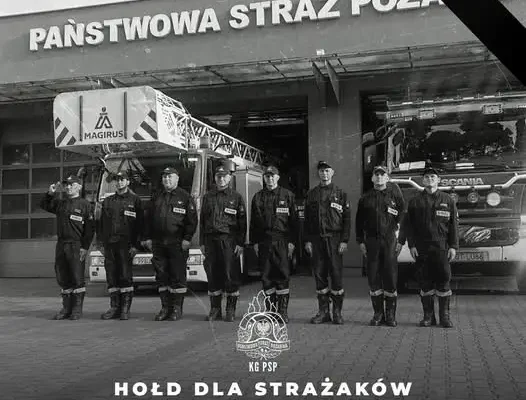 Tragedia w Nisku: Strażacy oddają hołd poległym kolegom