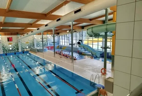 ABC Ruchu – pływam i ćwiczę: 105 uczniów z Ropczyc na basenie