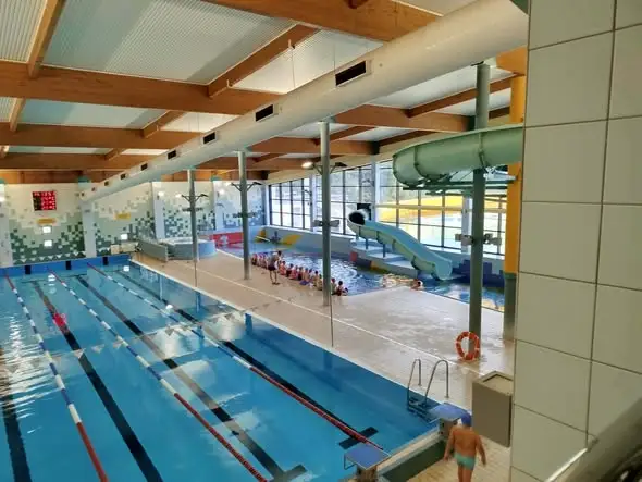 ABC Ruchu – pływam i ćwiczę: 105 uczniów z Ropczyc na basenie