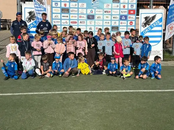 Piłkarska Przedszkoliada OKS-u w Ostrowie Wielkopolskim – sport, radość i wspólna zabawa