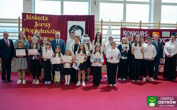 Skrzyszów uczcił XVI rocznicę nadania imienia bł. ks. Jerzego Popiełuszki swojej szkole