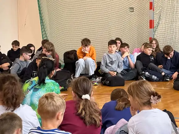 Warsztaty o empatii i przeciwdziałaniu hejtowi w szkole