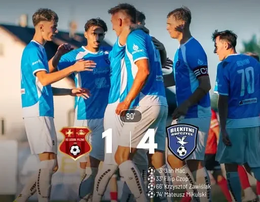 Błękitni Ropczyce wygrywają z Pilznem 4:1 w IV lidze